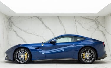Ferrari F12 Berlinetta 5