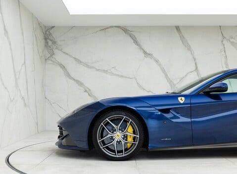 Ferrari F12 Berlinetta 27