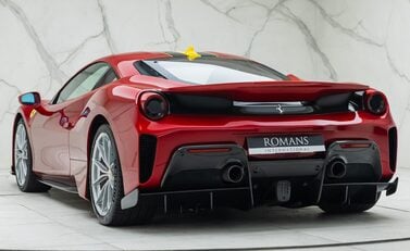 Ferrari 488 Pista 10