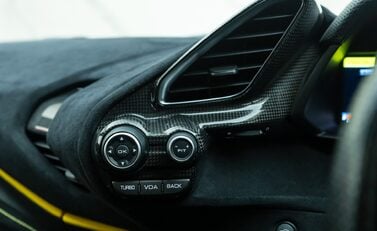 Ferrari 488 Pista 20