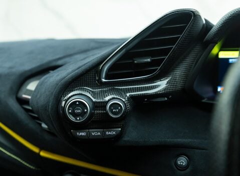 Ferrari 488 Pista 20