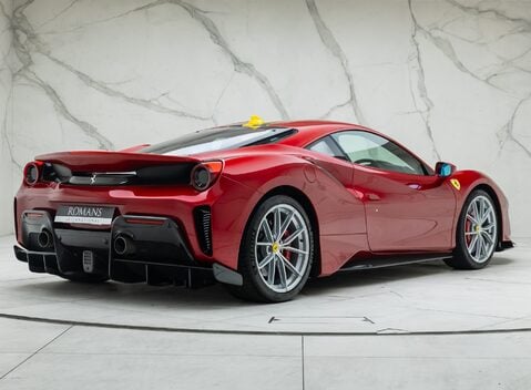 Ferrari 488 Pista 6