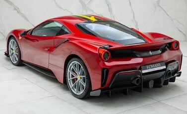 Ferrari 488 Pista 12
