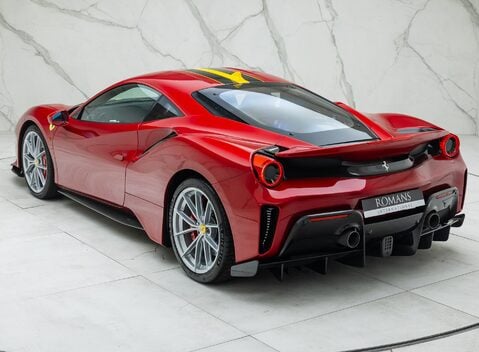 Ferrari 488 Pista 12