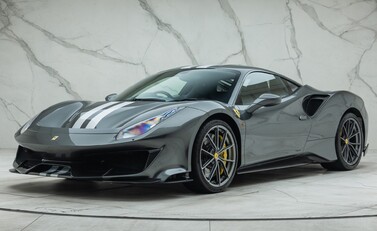 Ferrari 488 Pista 1