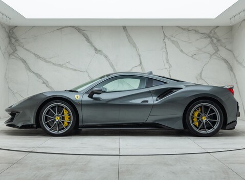 Ferrari 488 Pista 5