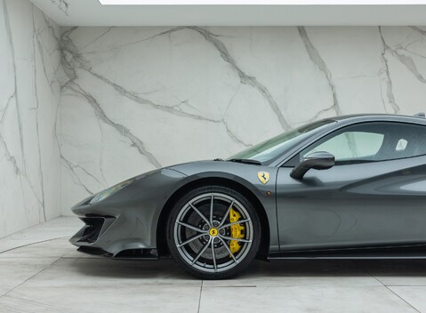 Ferrari 488 Pista 46