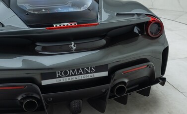 Ferrari 488 Pista 29