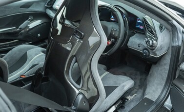 Ferrari 488 Pista 16