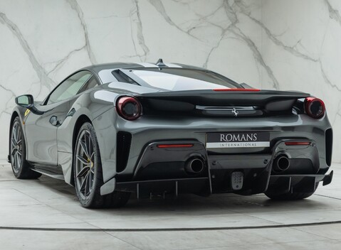 Ferrari 488 Pista 10