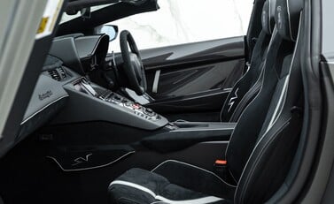 Lamborghini Aventador LP 750-4 SV Roadster 19