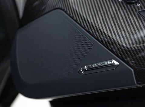 Lamborghini Aventador LP 750-4 SV Roadster 26