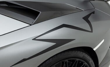 Lamborghini Aventador LP 750-4 SV Roadster 33