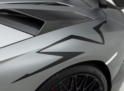 Lamborghini Aventador LP 750-4 SV Roadster 33