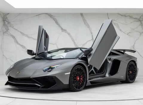 Lamborghini Aventador LP 750-4 SV Roadster 5