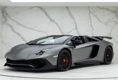 Lamborghini Aventador LP 750-4 SV Roadster