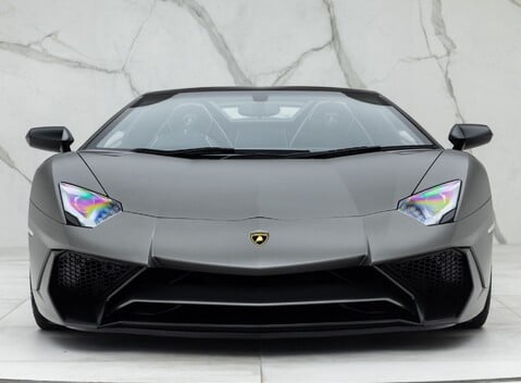 Lamborghini Aventador LP 750-4 SV Roadster 12