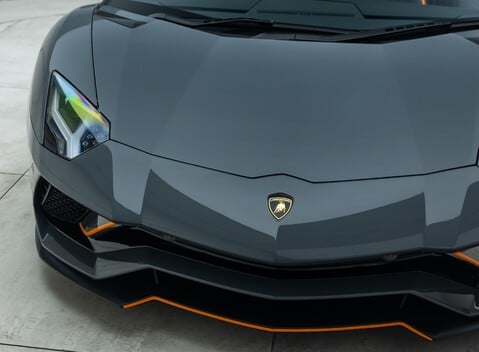 Lamborghini Aventador S LP 740-4 ROADSTER 29