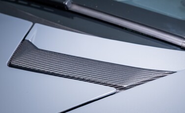 Lamborghini Aventador S LP 740-4 ROADSTER 32