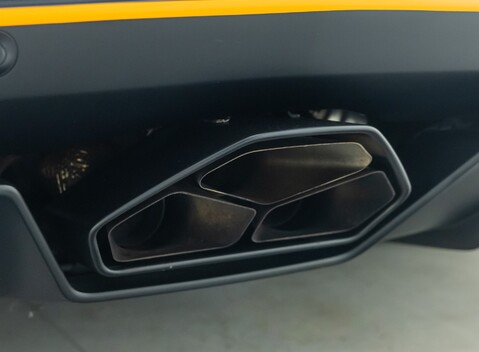 Lamborghini Aventador S LP 740-4 ROADSTER 40