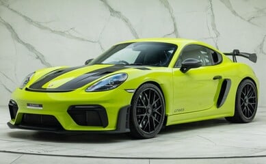 Porsche Cayman GT4 RS (718)