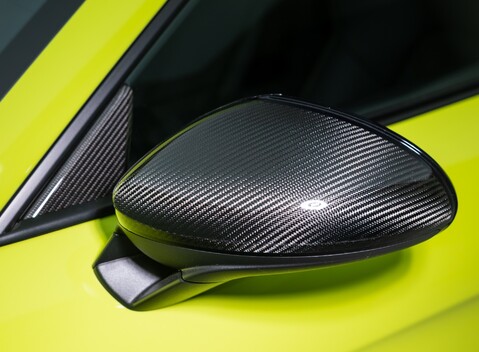 Porsche Cayman GT4 RS (718) 35