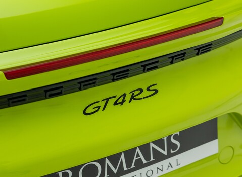 Porsche Cayman GT4 RS (718) 41
