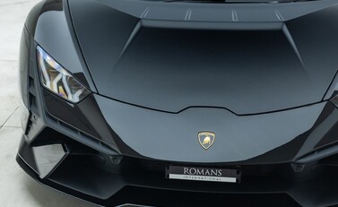 Lamborghini Huracan TECNICA 23