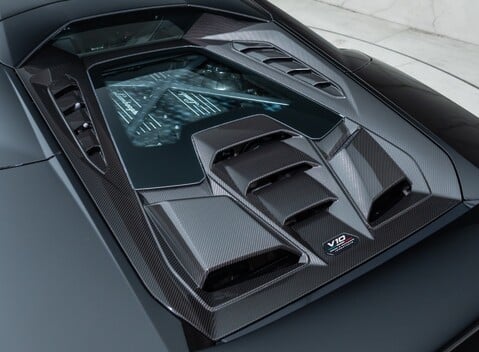 Lamborghini Huracan TECNICA 26