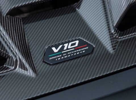 Lamborghini Huracan TECNICA 27