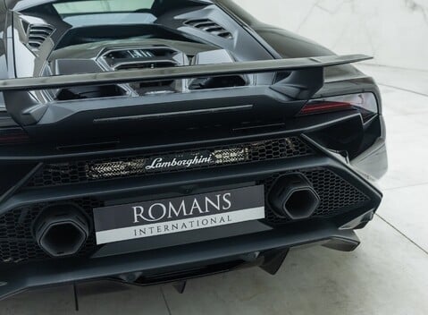Lamborghini Huracan TECNICA 24