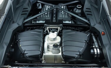 Lamborghini Huracan TECNICA 33