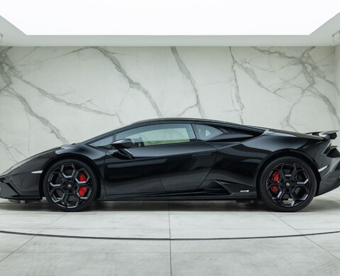 Lamborghini Huracan TECNICA 