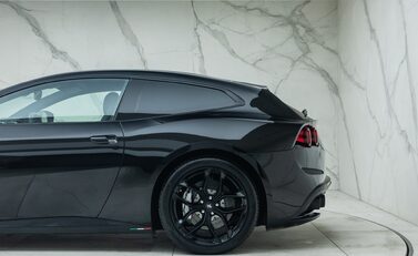 Ferrari GTC4 Lusso T 40