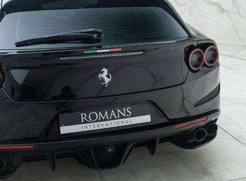 Ferrari GTC4 Lusso T 31