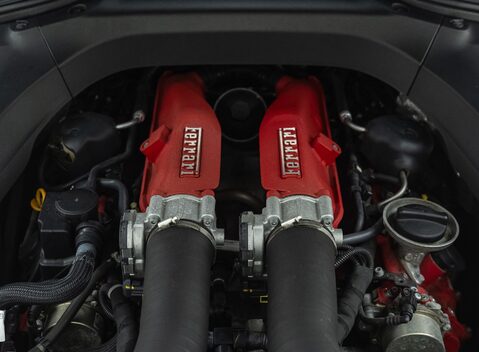 Ferrari GTC4 Lusso T 42