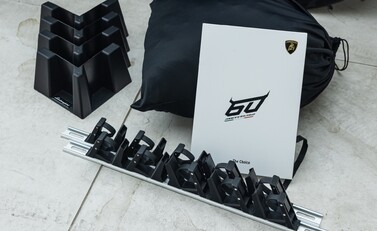 Lamborghini Urus S 35
