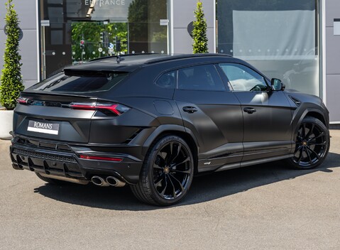 Lamborghini Urus S 4