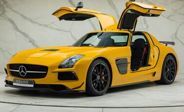 Mercedes-Benz SLS AMG Black Series 18