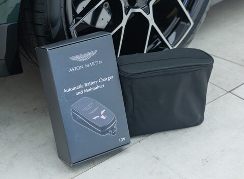 Aston Martin Vanquish V12 36