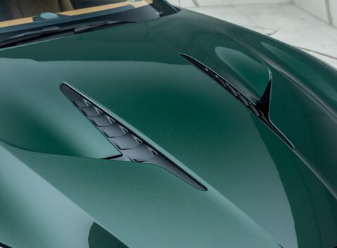 Aston Martin Vanquish V12 33