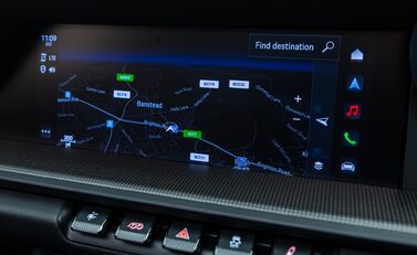 Porsche 911 Targa 4 GTS (992) 26