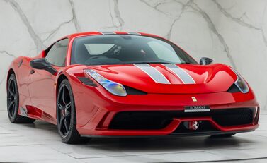 Ferrari 458 Speciale 9