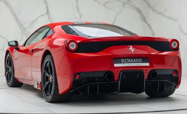 Ferrari 458 Speciale 10