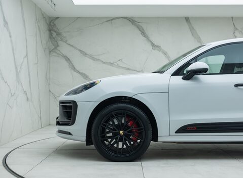 Porsche Macan GTS 36