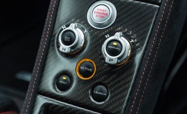 McLaren 675LT 27