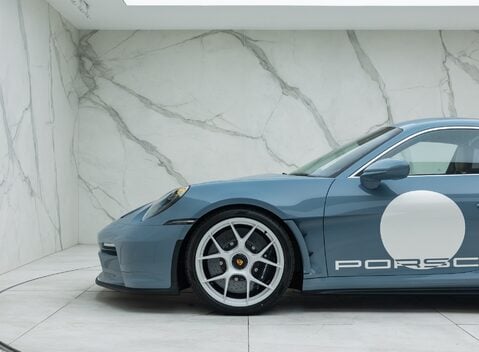 Porsche 911 S/T 42
