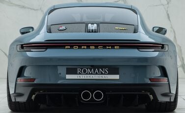 Porsche 911 S/T 8