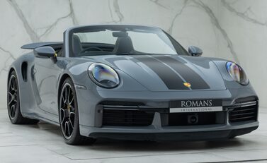 Porsche 911 Turbo S CABRIOLET (992) 12