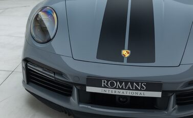 Porsche 911 Turbo S CABRIOLET (992) 35